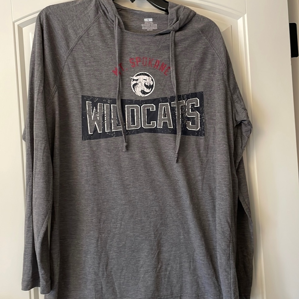 Mount Spokane Wildcats long sleeve hoodie. Large.